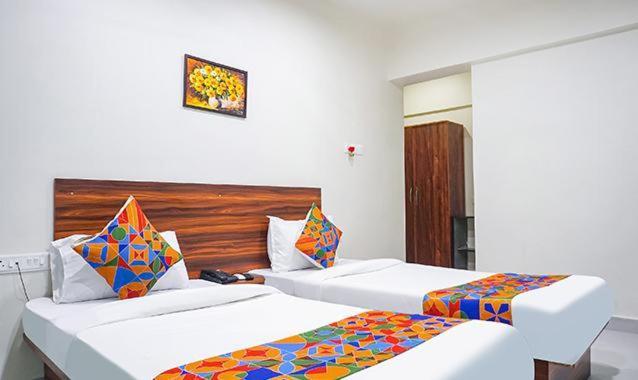 Hotel Dhd Deluxe - New Delhi Railway Station Eksteriør billede